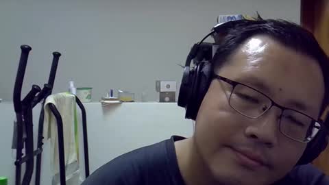 Destroy November 1984 online show from October 18, 12:21 pm