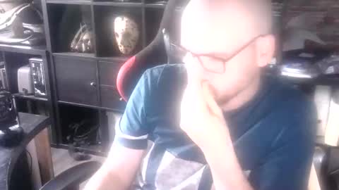 devil235666 online show from November 30, 12:07 pm