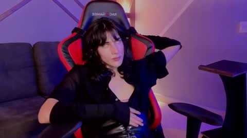 Alex online show from November 18, 3:54 am