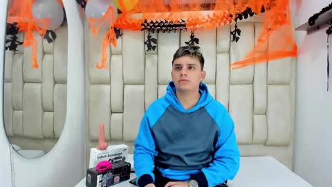 Devil online show from October 26, 3:19 am