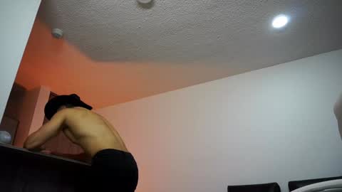 Snapshot of devin_hunter chatting on January 9, 9:47 pm Devin Hunter online show from January 9, 9:47 pm