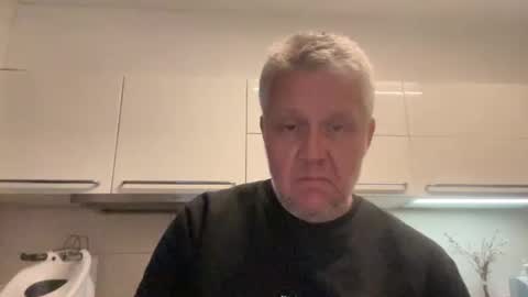 Snapshot of devon_nite chatting on October 5, 10:47 pm Devon online show from October 5, 10:47 pm
