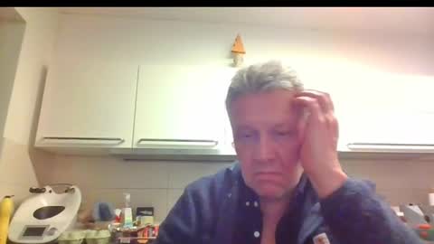 Snapshot of devon_nite chatting on February 11, 12:06 am Devon online show from February 11, 12:06 am