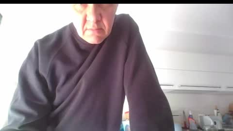 Snapshot of devon_nite chatting on February 17, 12:48 pm Devon online show from February 17, 12:48 pm