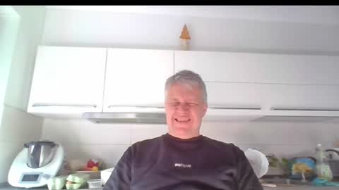 Snapshot of devon_nite chatting on February 8, 10:39 am Devon online show from February 8, 10:39 am