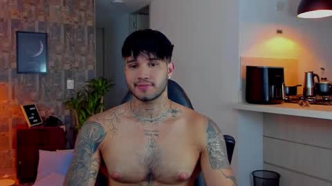 JULIAN online show from November 28, 12:25 am