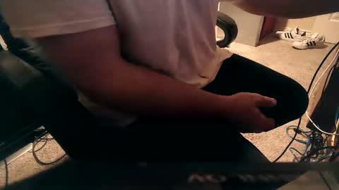 Snapshot of dfwgonewrong chatting on February 27, 8:06 am dfwgonewrong online show from February 27, 8:06 am