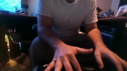 Snapshot of dfwgonewrong chatting on February 2, 7:57 pm dfwgonewrong online show from February 2, 7:57 pm