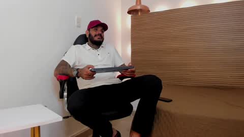 dhaian online show from October 8, 8:35 pm