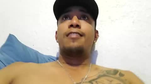 diabloblack69 online show from December 24, 1:06 am