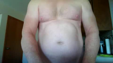 Snapshot of diamondchuck73 chatting on December 16, 2:27 pm Diamondchuck73 online show from December 16, 2:27 pm