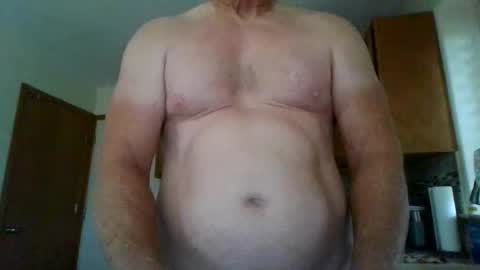 Snapshot of diamondchuck73 chatting on September 20, 4:07 pm Diamondchuck73 online show from September 20, 4:07 pm