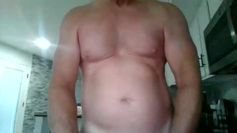 Snapshot of diamondchuck73 chatting on February 25, 2:00 pm Diamondchuck73 online show from February 25, 2:00 pm