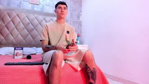 diamondss_1 online show from June 7, 4:25 pm