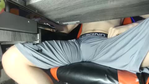 Dick And Muscle online show from January 17, 3:12 am