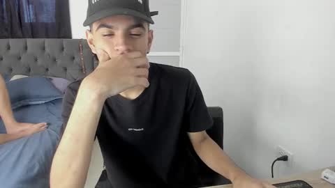 dick_master17 online show from December 19, 1:08 pm