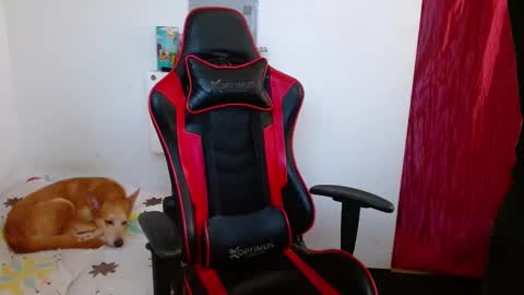 dick_monster23cm online show from December 17, 8:43 pm