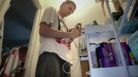 DickABitchDown  Alexys real spanishmami online show from December 19, 6:12 am