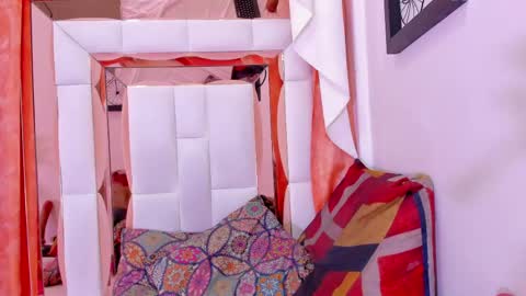 dilan_scootk_ online show from May 20, 9:43 pm