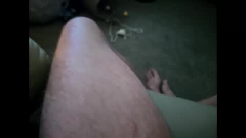 Snapshot of dilf232323 chatting on February 3, 8:35 am Dilf online show from February 3, 8:35 am
