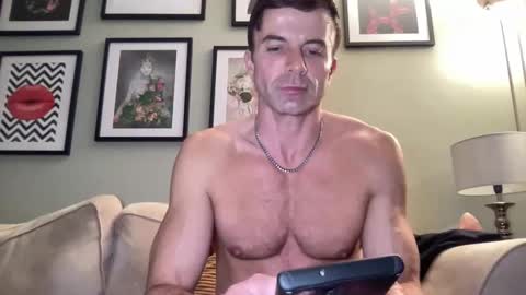 Snapshot of dillonwilde chatting on January 26, 8:45 pm Dillon online show from January 26, 8:45 pm
