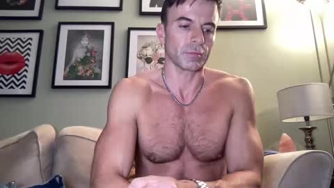Snapshot of dillonwilde chatting on December 26, 8:00 pm Dillon online show from December 26, 8:00 pm
