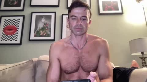 Snapshot of dillonwilde chatting on January 11, 8:32 pm Dillon online show from January 11, 8:32 pm