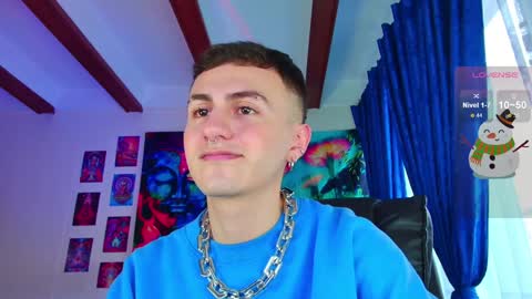 Snapshot of dimitri_bilak_ chatting on December 5, 10:23 pm Julian Independent Model online show from December 5, 10:23 pm