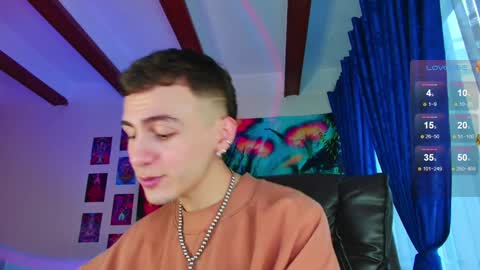Snapshot of dimitri_bilak_ chatting on December 4, 10:30 pm Julian Independent Model online show from December 4, 10:30 pm