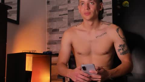 dimitri_higt online show from October 6, 7:51 pm