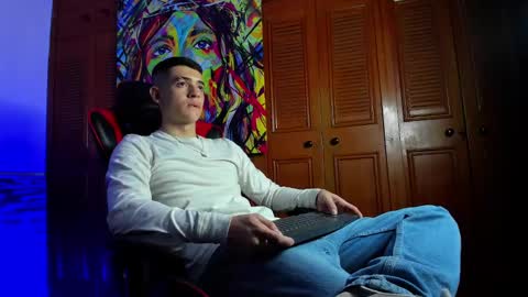 dimitri_higt online show from February 2, 2:38 am