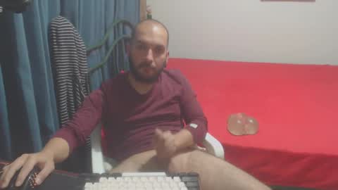 Snapshot of dinchtcams chatting on January 25, 6:23 am Dincht online show from January 25, 6:23 am