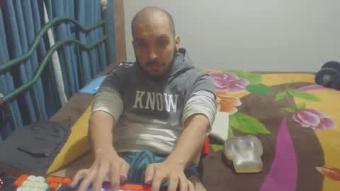 Snapshot of dinchtcams chatting on September 28, 5:49 am Dincht online show from September 28, 5:49 am