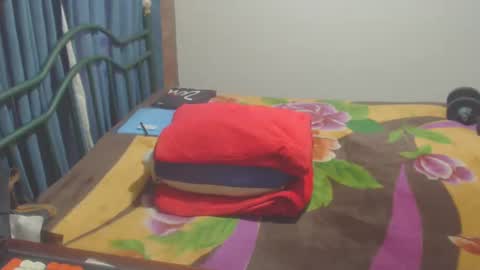 Snapshot of dinchtcams chatting on September 26, 7:44 pm Dincht online show from September 26, 7:44 pm