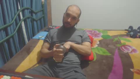 Snapshot of dinchtcams chatting on September 29, 5:50 am Dincht online show from September 29, 5:50 am