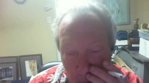 DirtkPitt Fun guy working online show from July 20, 2:19 pm