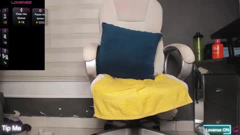 dirty_27cms online show from November 27, 9:29 pm