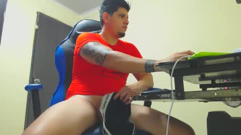 dirty_boylatin online show from February 12, 3:29 am