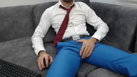 dirtyybooyy77 online show from November 30, 11:29 pm