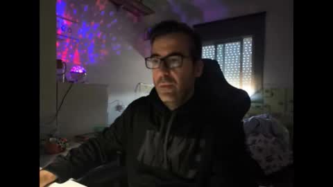 Snapshot of ditos_c chatting on January 24, 8:55 am ditos_c online show from January 24, 8:55 am