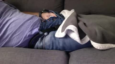 Flo online show from November 21, 1:10 pm