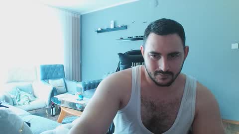 STR8 BOYv online show from December 4, 8:32 am