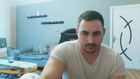 STR8 BOYv online show from November 9, 2:43 pm