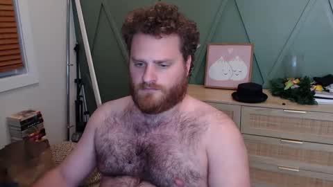 Snapshot of djr818 chatting on October 4, 5:34 am Alpha Dazza online show from October 4, 5:34 am