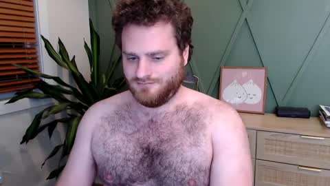 Snapshot of djr818 chatting on January 19, 8:29 am Alpha Dazza online show from January 19, 8:29 am