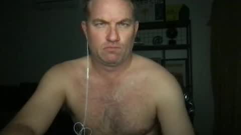 TriflinYoBitch online show from March 25, 7:56 am