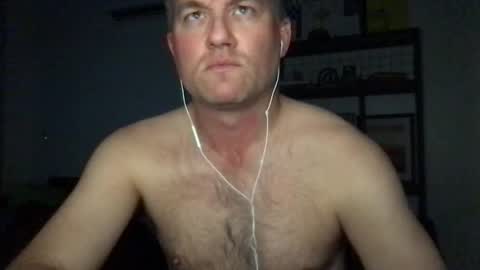 TriflinYoBitch online show from April 21, 6:52 am