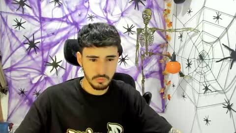 Snapshot of dmitrisanders1 chatting on October 9, 8:36 pm Maybe in pvt online show from October 9, 8:36 pm