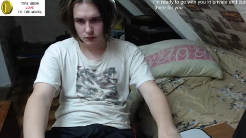 Snapshot of dmitriy250 chatting on December 28, 2:11 am dmitriy250 online show from December 28, 2:11 am