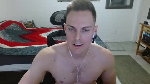 Snapshot of dmoney212 chatting on September 10, 3:38 am dmoney212 online show from September 10, 3:38 am